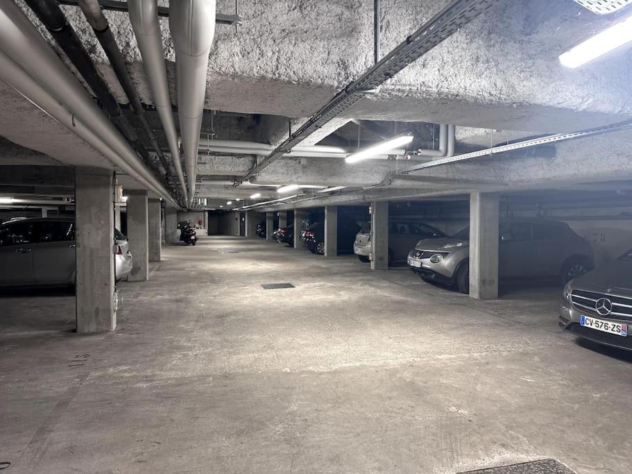 شقة Grand Appt Proche Paris Parking أوبارفيلييه المظهر الخارجي الصورة